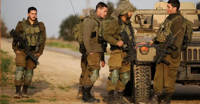 গাজার সীমানায় ইসরাইলি সেনাবাহিনী